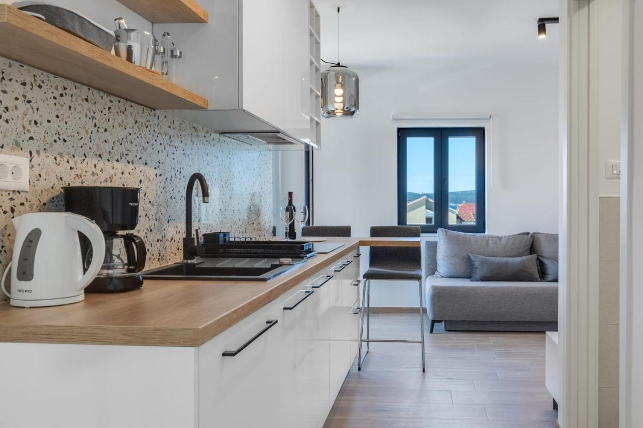 Residence Jonathan Биоград-на-Мору Экстерьер фото