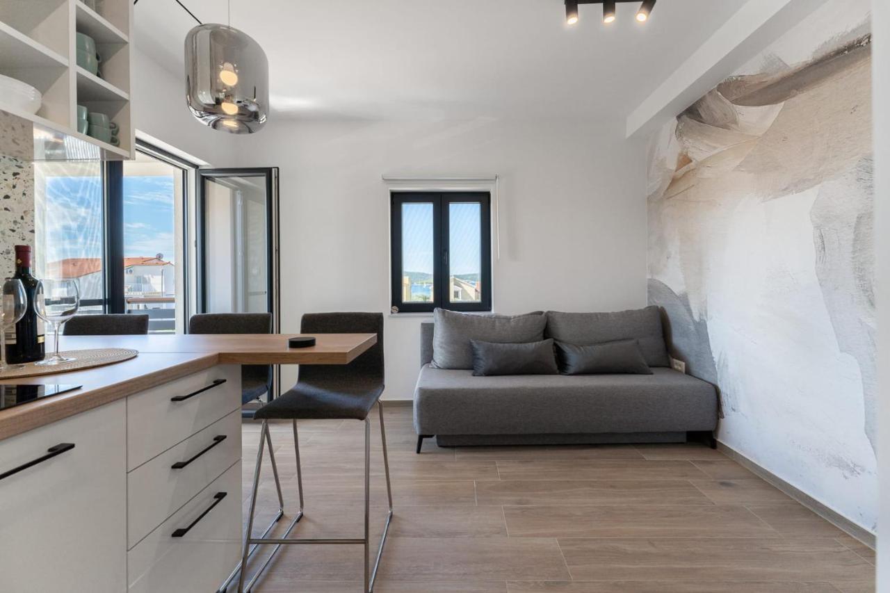 Residence Jonathan Биоград-на-Мору Экстерьер фото